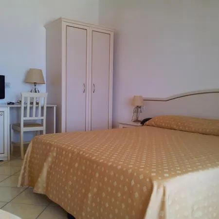 Eden Hotel apartamentowy Palinuro