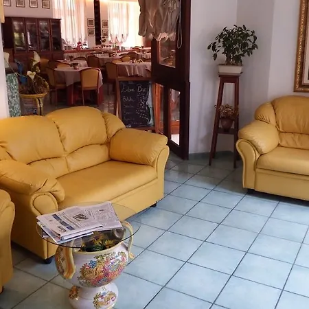 Appart hôtel Eden 3*