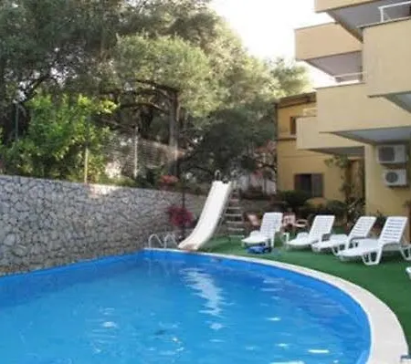 Eden Apart-hotel 3*